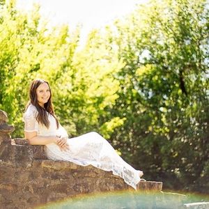 Gorgeous flowy dress, only worn once.